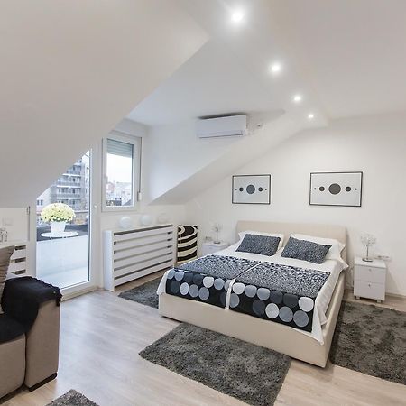 Apartament Stan Na Dan Angel Nowy Sad Zewnętrze zdjęcie