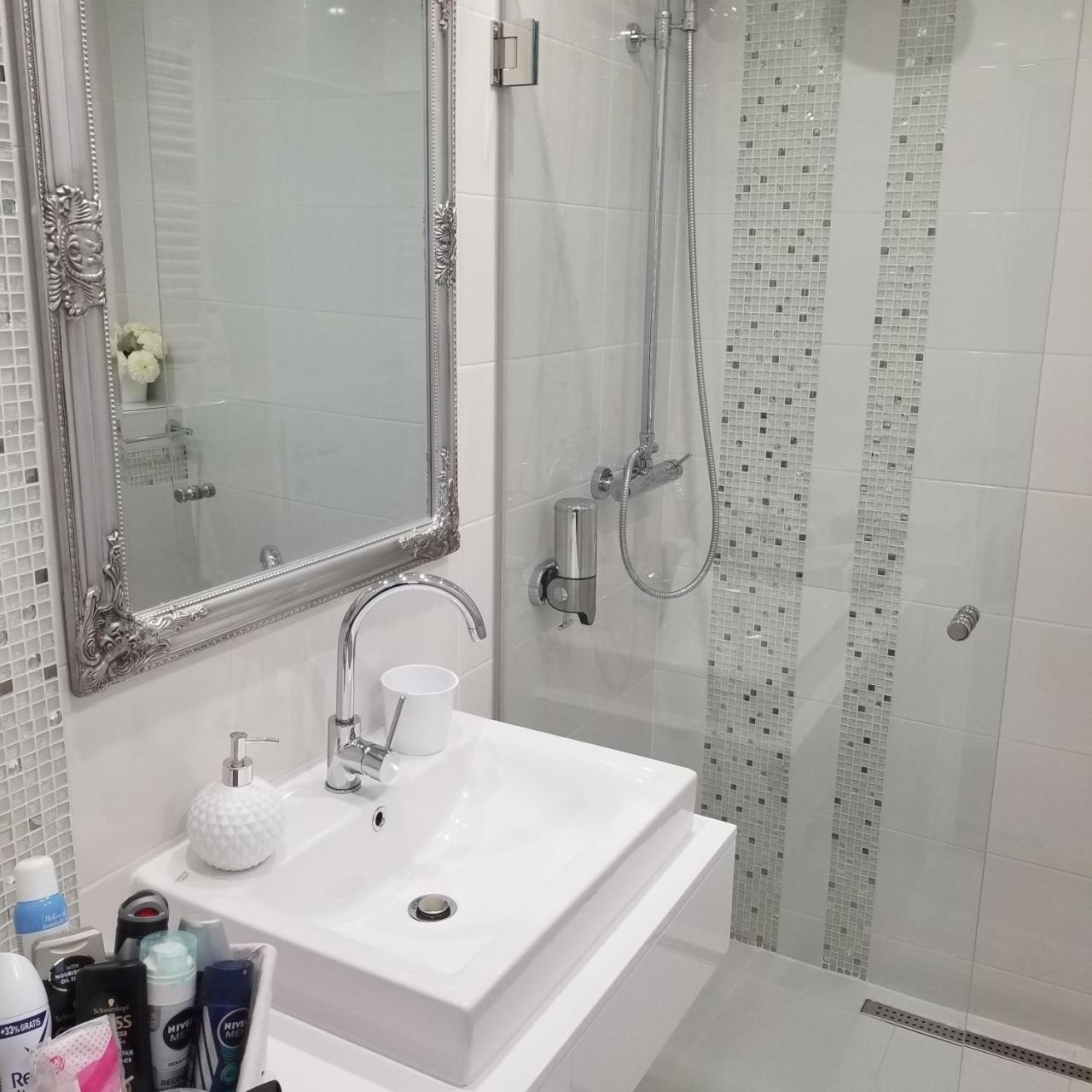 Apartament Stan Na Dan Angel Nowy Sad Zewnętrze zdjęcie