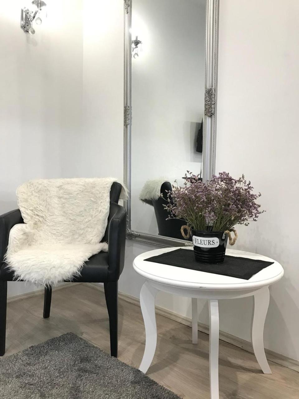 Apartament Stan Na Dan Angel Nowy Sad Zewnętrze zdjęcie