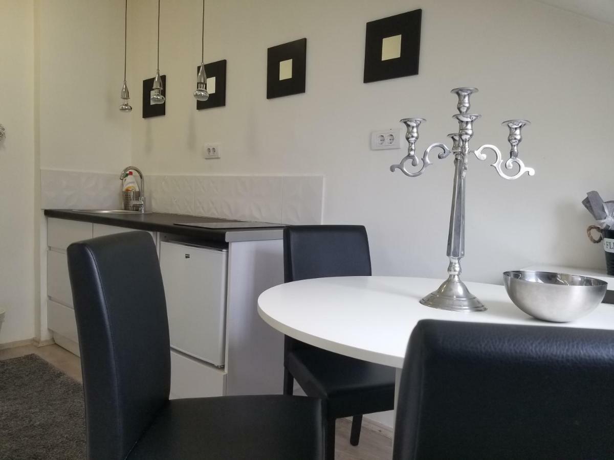 Apartament Stan Na Dan Angel Nowy Sad Zewnętrze zdjęcie